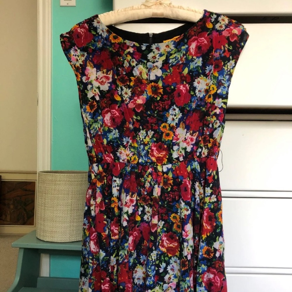 Alice+Olive Floral Dress